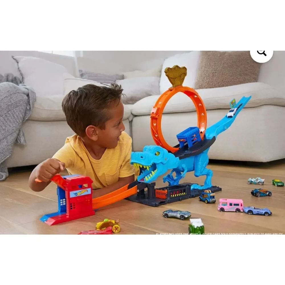 Hot Wheels T-Rex Chomp Down Track Set NEW